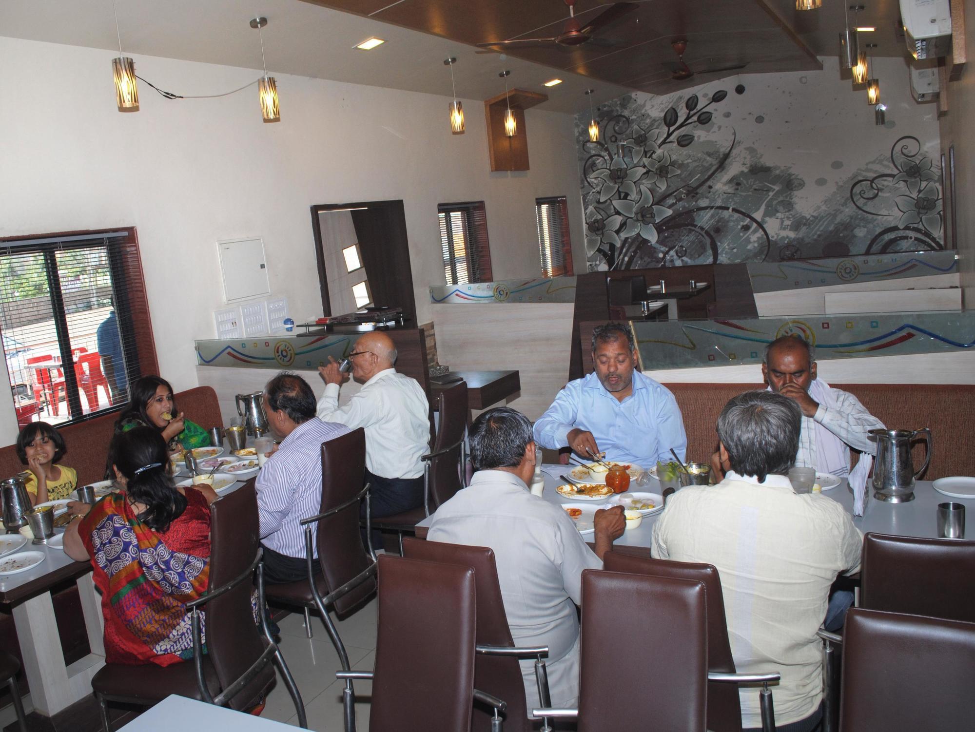 Oyo 14943 Shubh Suvidha Otel Somnāth Dış mekan fotoğraf